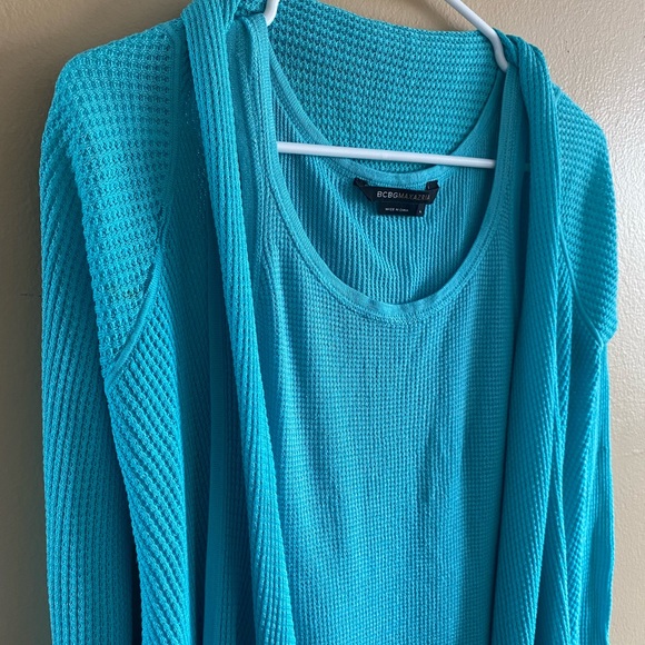 BCBG turquoise 2-Piece Set - Picture 2 of 3